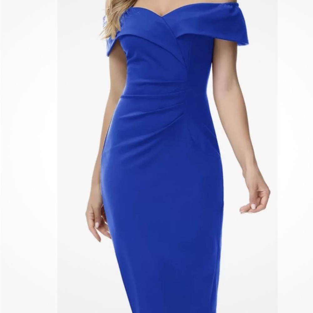 Elegant Blue Ruched Sweetheart Sheath Dress